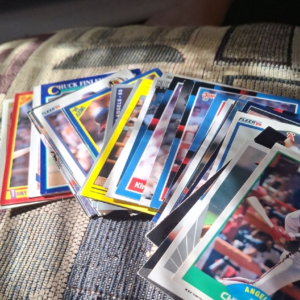 Assorted Baseball Trading Cards - Mixed Colors